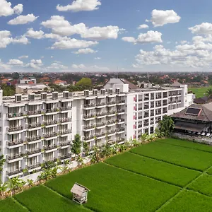 D'primahotel Petitenget 2 Отель Семиньяк